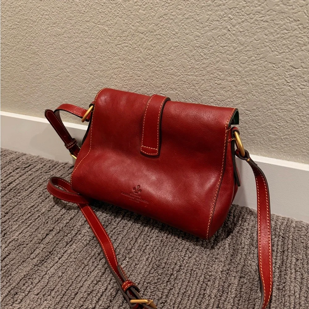 Dooney & Bourke Florentine Red Crossbody Bag - Picture 4 of 7